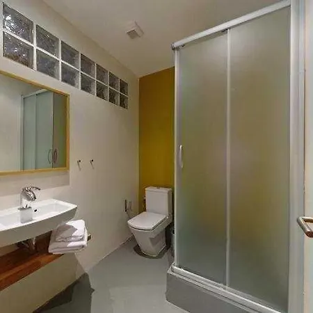 Cosmopolitan Apartment